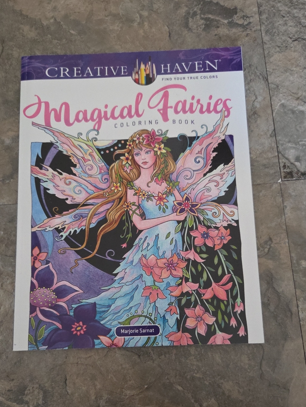 Set Of 3 Colorung Books - Picture 7 of 17